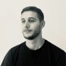 Portrait d'Anis KASMI, fondateur de l'agence web Skyreka